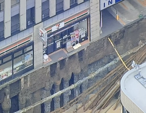 c4169fcb39abca45e97059dd46c8f7ee_ss